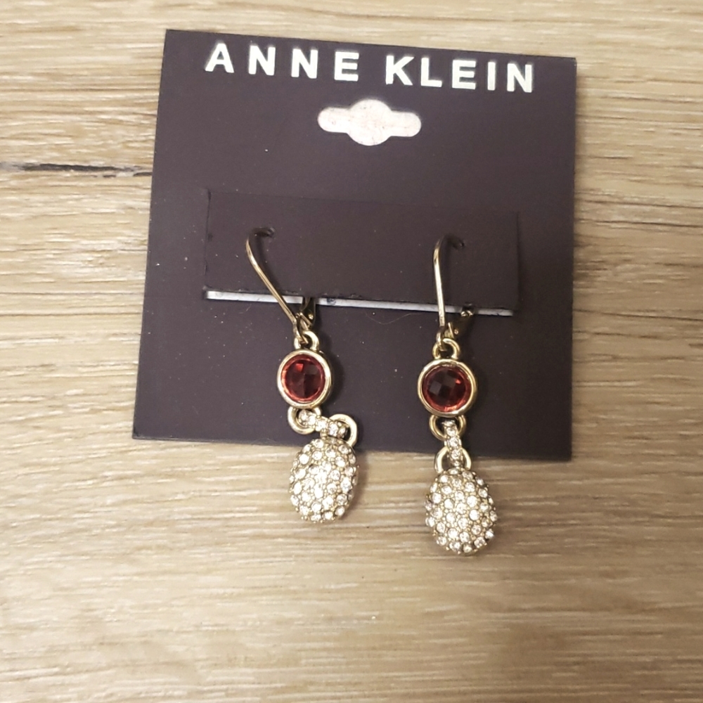 NWT Anne Klien earrings